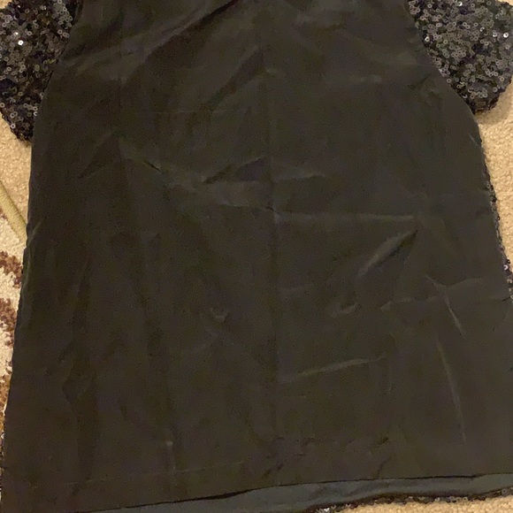 F21 sequin black top NEW size small - Picture 2 of 2